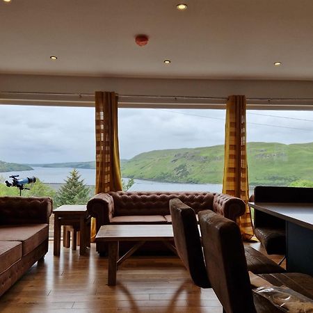 Luxury Cottage With Stunning Views By Fairy Pools 4 Carbost  Exterior photo