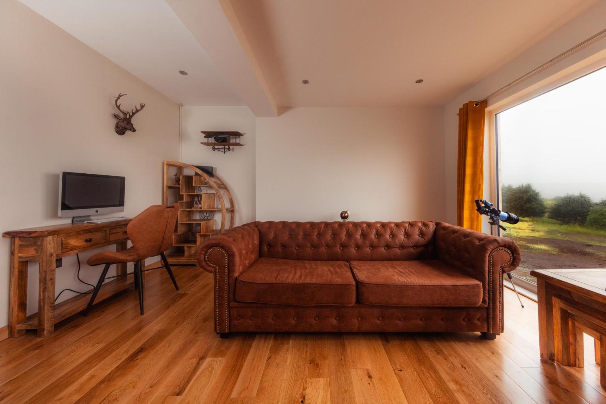 Luxury Cottage With Stunning Views By Fairy Pools 4 Carbost  Exterior photo
