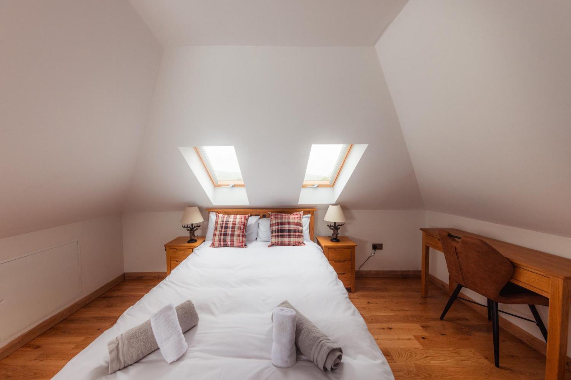 Luxury Cottage With Stunning Views By Fairy Pools 4 Carbost  Exterior photo