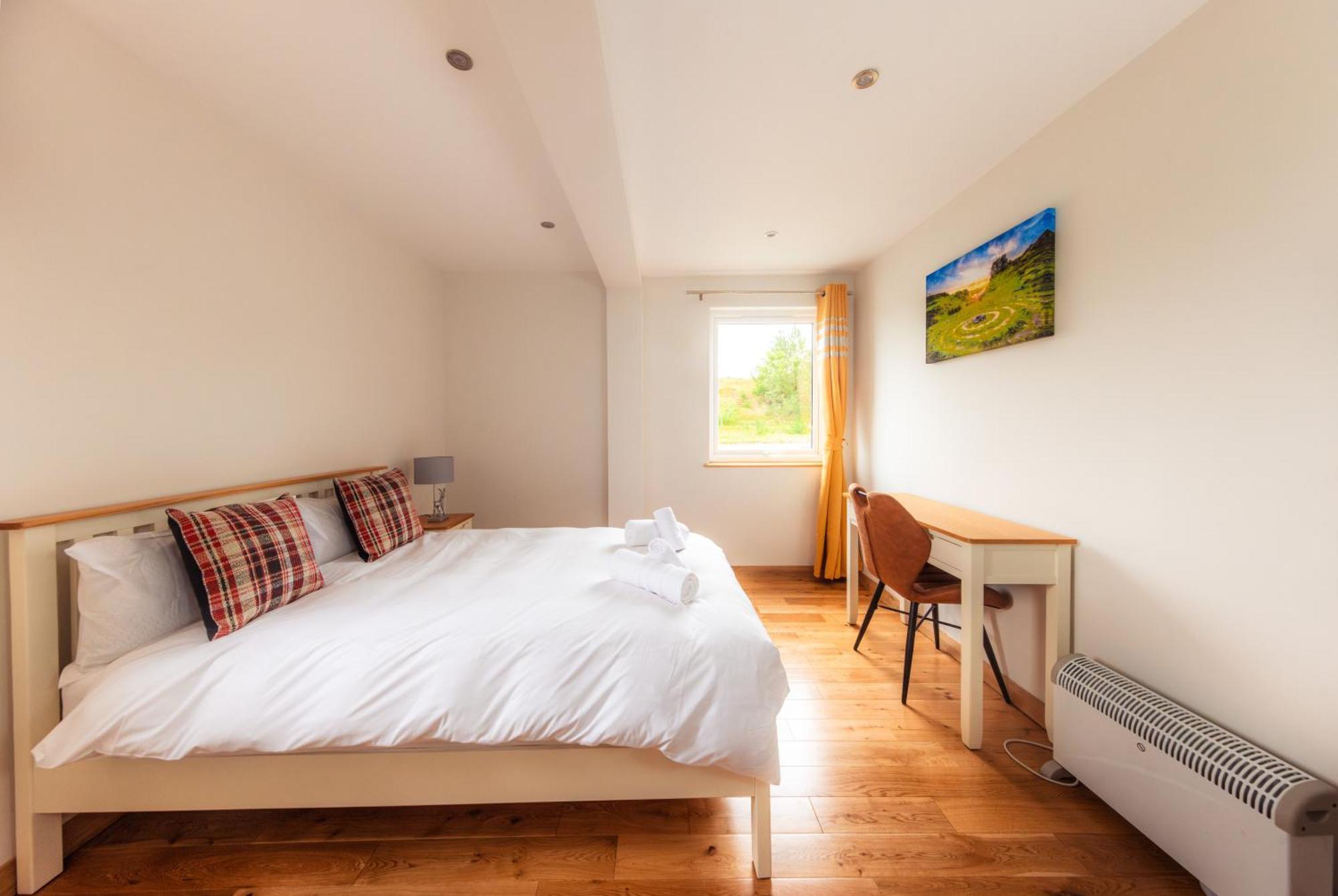 Luxury Cottage With Stunning Views By Fairy Pools 4 Carbost  Exterior photo