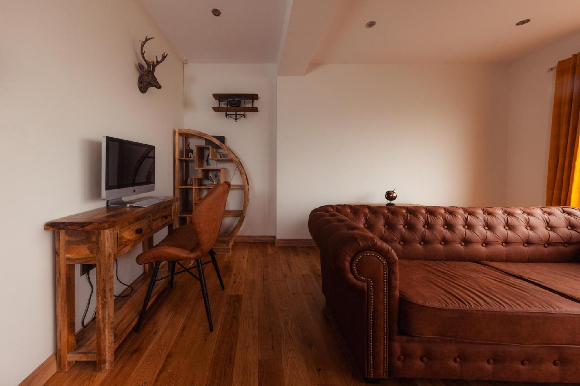 Luxury Cottage With Stunning Views By Fairy Pools 4 Carbost  Exterior photo
