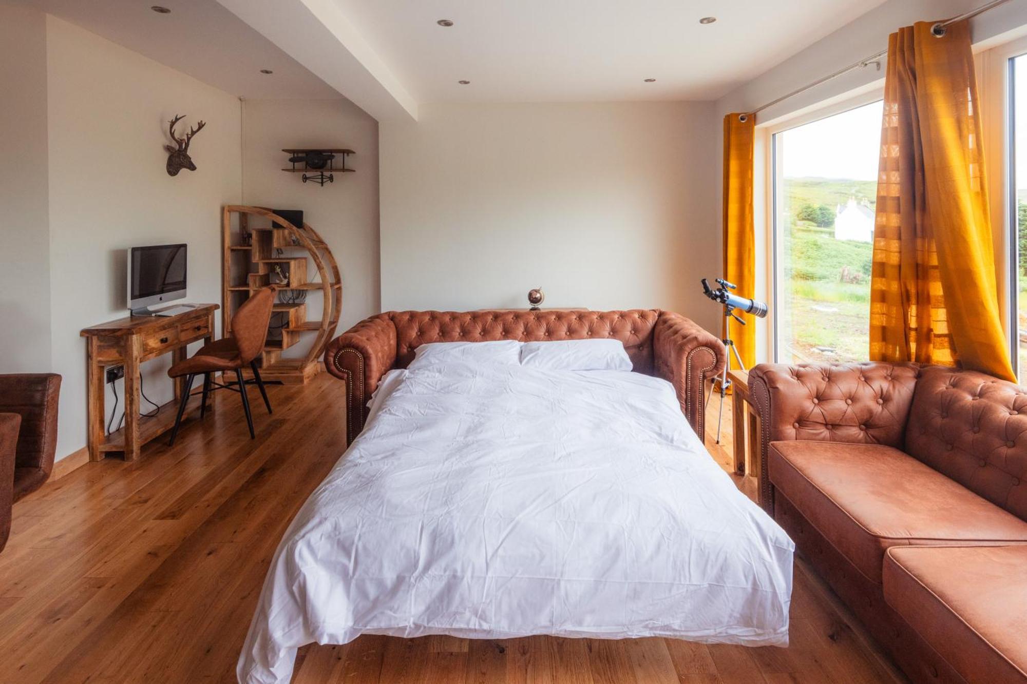 Luxury Cottage With Stunning Views By Fairy Pools 4 Carbost  Exterior photo